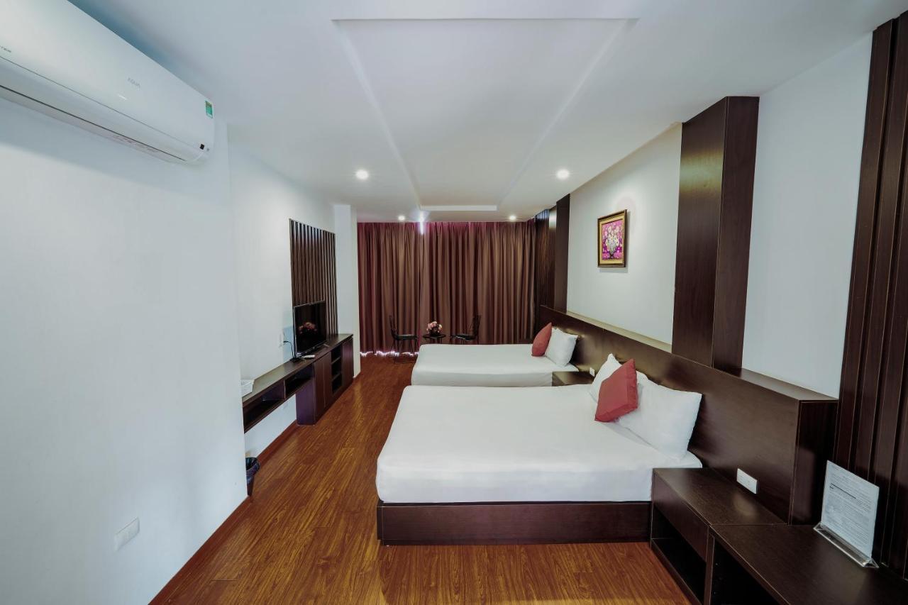 Ivy Hotel Ha Long Bagian luar foto