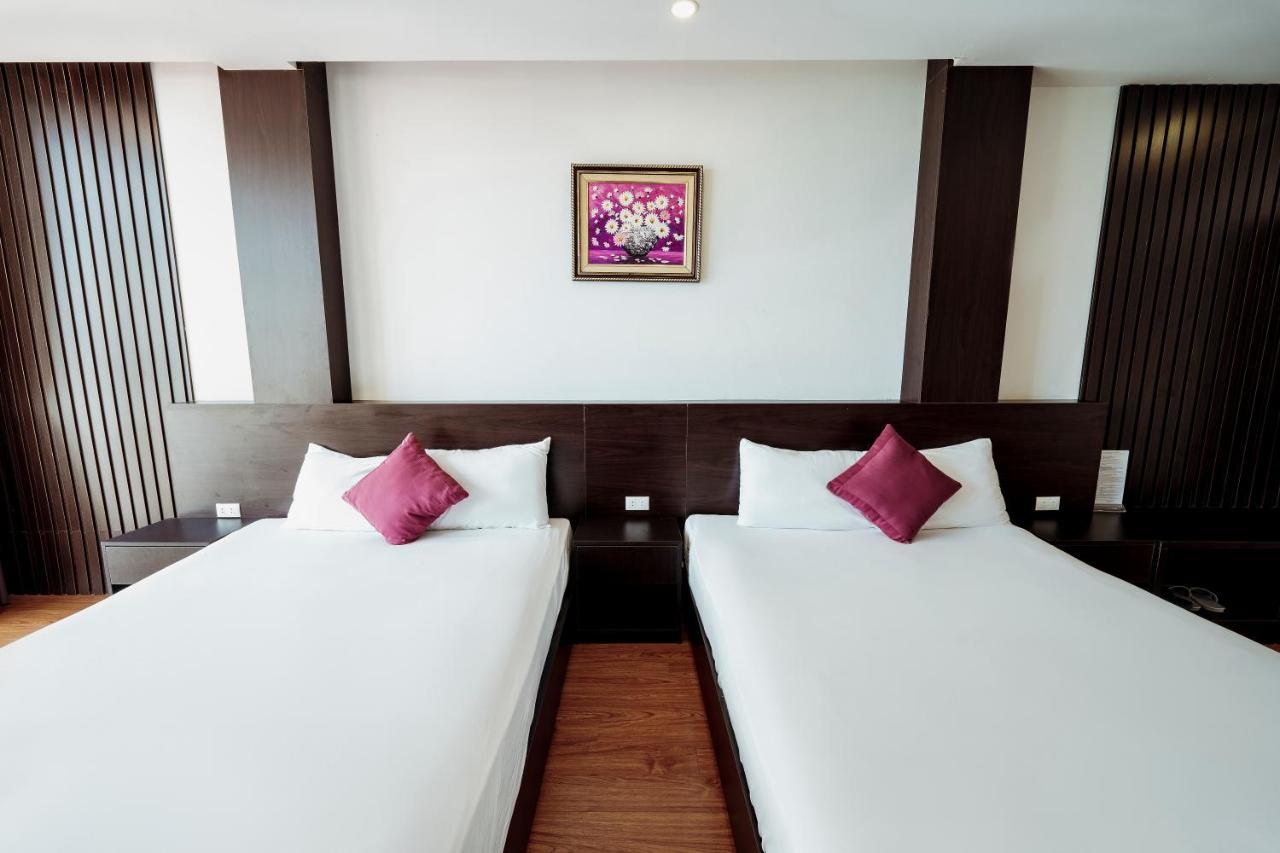 Ivy Hotel Ha Long Bagian luar foto
