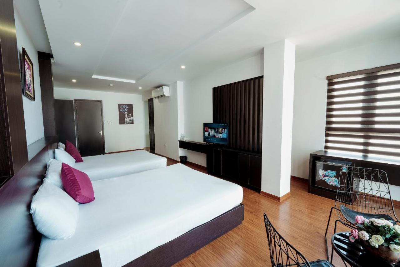 Ivy Hotel Ha Long Bagian luar foto