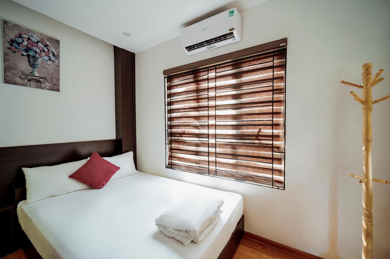 Ivy Hotel Ha Long Bagian luar foto